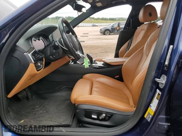 2018 BMW 5 Series 530e xDrive с VIN WBAJB1C55JB374960, выставлен на аукционе Copart как лот 69402895 с пробегом 70 621 миль миль и Списание • Salvage title. История ставок и продаж доступна на DreamBid. Изображение 7.