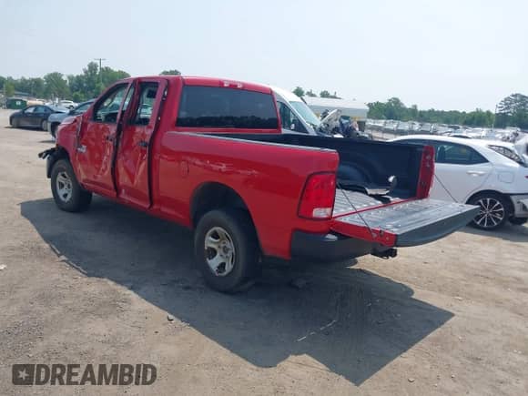 2016 Ram 1500 Tradesman с VIN 1C6RR7FT1GS299348, выставлен на аукционе IAAI как лот 42398896 с пробегом 99 875 миль миль и . История ставок и продаж доступна на DreamBid. Изображение 3.