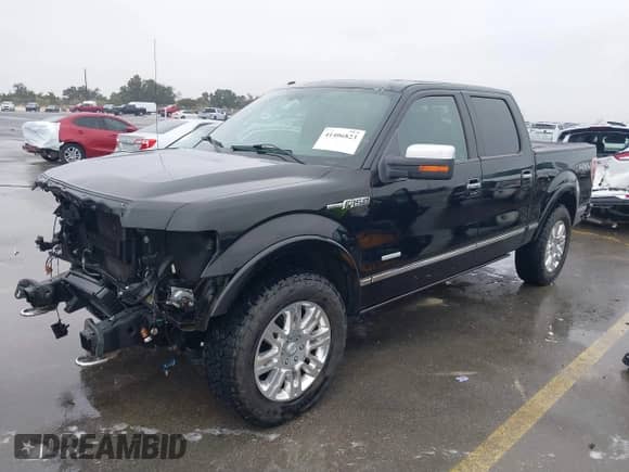 2011 Ford F-150 XLT z VIN 1FTFW1ET8BFD26923, wystawiony jako IAAI lot #41406823 z przebiegiem 94 584 mil mil oraz . Historia ofert i sprzedaży dostępna na DreamBid. Obrazek 2.