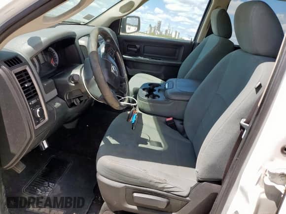 2017 Ram 1500 Express с VIN 1C6RR6KG9HS684502, выставлен на аукционе Copart как лот 82105805 с пробегом 204 740 миль миль и Списание • Salvage title. История ставок и продаж доступна на DreamBid. Изображение 7.