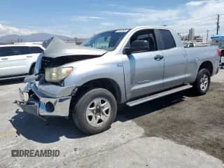 2008 Toyota Tundra z VIN 5TFRT54148X021130, wystawiony jako Copart lot #69847925 z przebiegiem 248 966 mil mil oraz Szkoda całkowita • Salvage title. Historia ofert i sprzedaży dostępna na DreamBid. Obrazek 1.