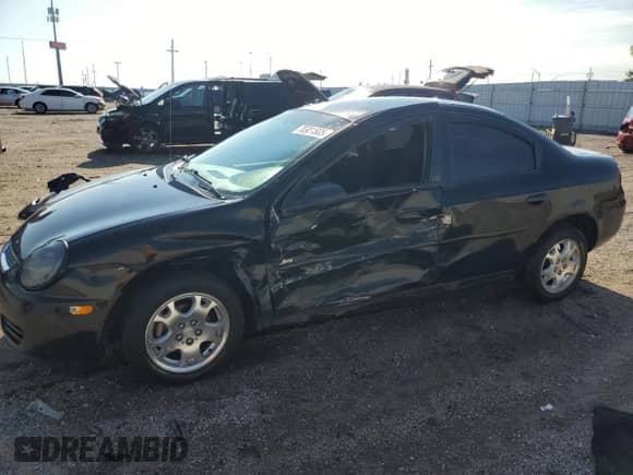 2005 Dodge Neon SXT with VIN 1B3ES56C45D250809, listed as a Copart auction lot 70981585 with 119,262 mi miles and Salvage title. Bid and sale history available at DreamBid. Image 1.