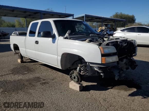 2006 Chevrolet Silverado 1500 LS z VIN 1GCEC19X16Z267767, wystawiony jako Copart lot #77700684 z przebiegiem Nie podano mil oraz Szkoda całkowita • Salvage title. Historia ofert i sprzedaży dostępna na DreamBid. Obrazek 4.