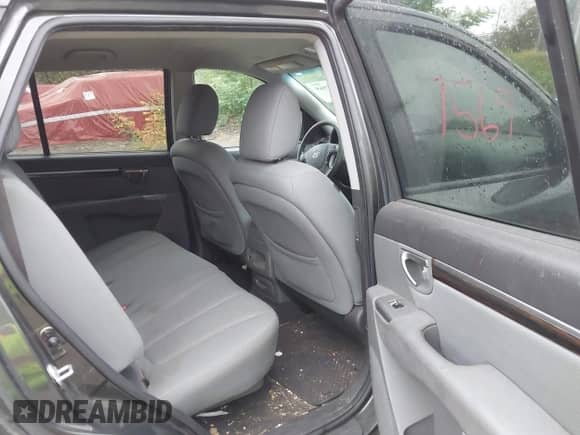 2012 Hyundai Santa Fe GLS z VIN 5XYZG3AB0CG160883, wystawiony jako IAAI lot #43407569 z przebiegiem 79 682 mil mil oraz . Historia ofert i sprzedaży dostępna na DreamBid. Obrazek 8.