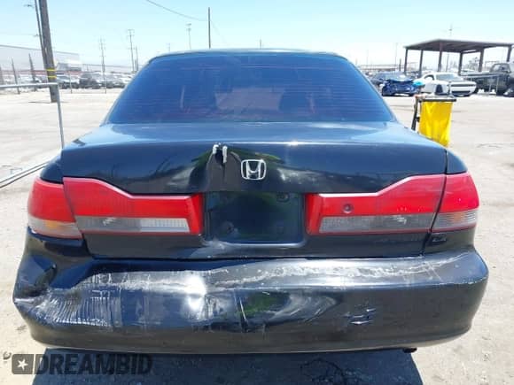 2001 Honda Accord LX with VIN 3HGCG66521G702558, listed as a IAAI auction lot 42714016 with 220,295 mi miles and . Bid and sale history available at DreamBid. Image 16.