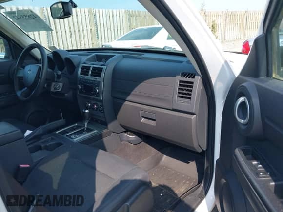 2011 Dodge Nitro Heat with VIN 1D4PU4GX0BW564036, listed as a IAAI auction lot 42855542 with 156,845 mi miles and . Bid and sale history available at DreamBid. Image 5.