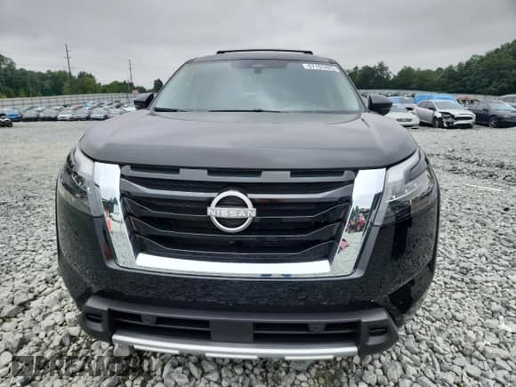 2025 Nissan Pathfinder SL с VIN 5N1DR3CA7SC233299, выставлен на аукционе Copart как лот 67191425 с пробегом 3 914 миль миль и Списание • Salvage title. История ставок и продаж доступна на DreamBid. Изображение 5.