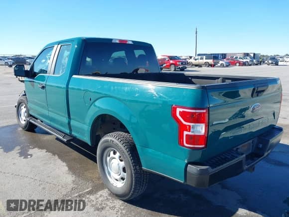 2020 Ford F-150 XL z VIN 1FTFX1E50LKE48263, wystawiony jako IAAI lot #41418687 z przebiegiem 55 049 mil mil oraz . Historia ofert i sprzedaży dostępna na DreamBid. Obrazek 3.