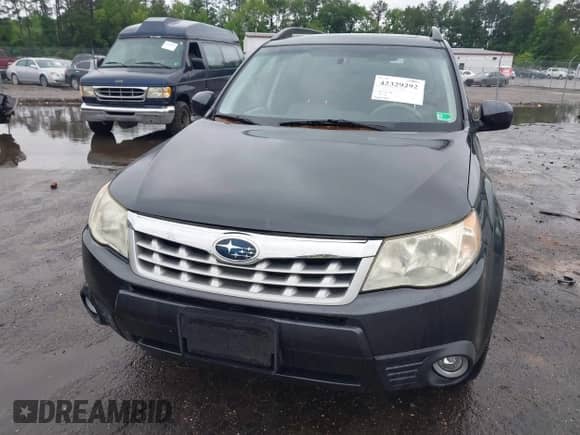2013 Subaru Forester X Limited with VIN JF2SHAECXDH403678, listed as a IAAI auction lot 42329292 with 204,950 mi miles and . Bid and sale history available at DreamBid. Image 6.