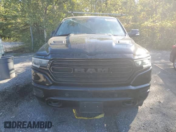 2020 Ram 1500 Limited z VIN 1C6SRFHM2LN340127, wystawiony jako Copart lot #83921235 z przebiegiem 93 992 mil mil oraz Czysty tytuł • Clean title. Historia ofert i sprzedaży dostępna na DreamBid. Obrazek 5.