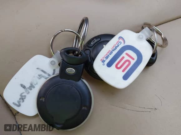 2009 MINI Hardtop S с VIN WMWMF73529TT99485, выставлен на аукционе IAAI как лот 43543003 с пробегом 101 131 миль миль и . История ставок и продаж доступна на DreamBid. Изображение 11.