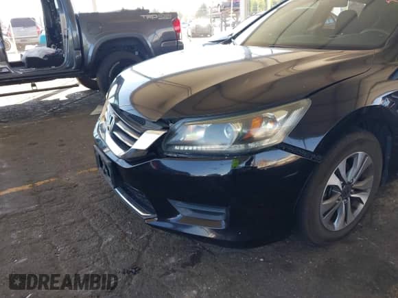 2014 Honda Accord LX с VIN 1HGCR2F33EA269418, выставлен на аукционе IAAI как лот 43386030 с пробегом 148 514 миль миль и . История ставок и продаж доступна на DreamBid. Изображение 6.