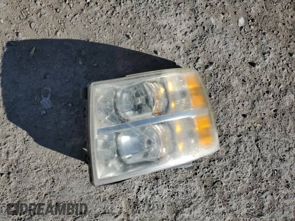 2010 Chevrolet Silverado 1500 with VIN 1GCSCPEA1AZ102995, listed as a Copart auction lot 84243305 with 280,730 mi miles and Salvage title. Bid and sale history available at DreamBid. Image 12.