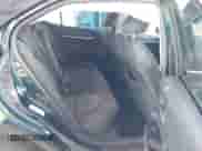 2019 Toyota Camry SE z VIN 4T1B11HKXKU683964, wystawiony jako IAAI lot #43364127 z przebiegiem 76 775 mil mil oraz . Historia ofert i sprzedaży dostępna na DreamBid. Obrazek 8.