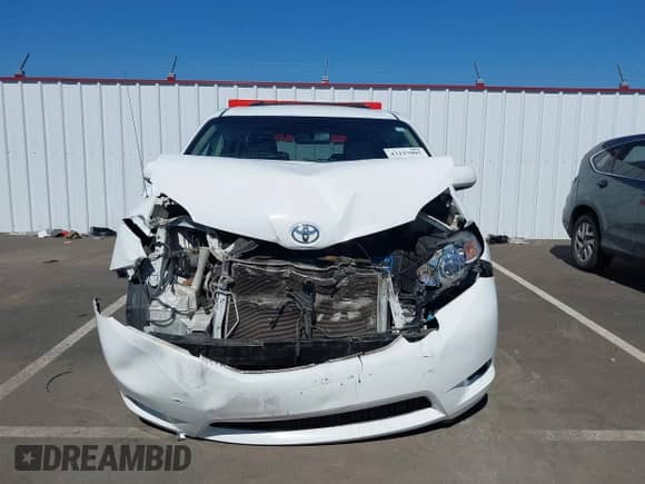 2011 Toyota Sienna LE with VIN 5TDKK3DC5BS156172, listed as a IAAI auction lot 43237005 with 159,013 mi miles and . Bid and sale history available at DreamBid. Image 13.