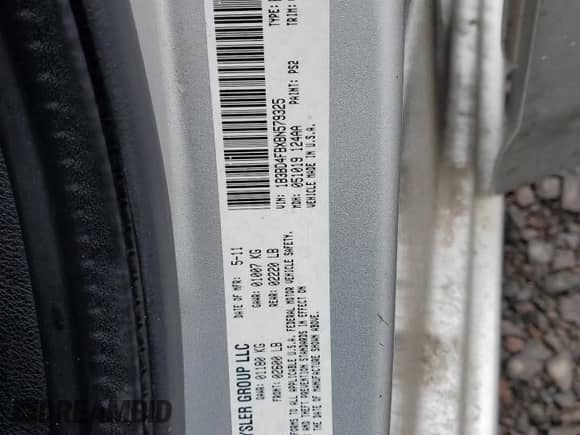 2011 Dodge Avenger Express z VIN 1B3BD4FBXBN579325, wystawiony jako Copart lot #84595305 z przebiegiem 167 905 mil mil oraz Szkoda całkowita • Salvage title. Historia ofert i sprzedaży dostępna na DreamBid. Obrazek 13.