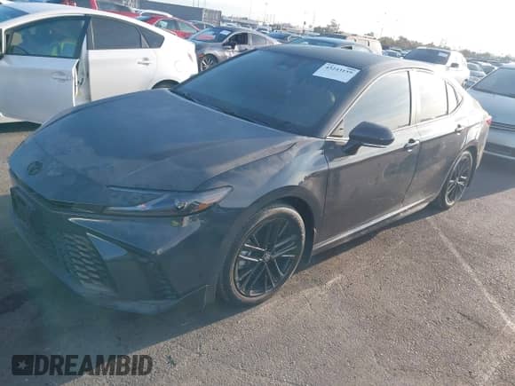 2025 Toyota Camry SE with VIN 4T1DAACK3SU592440, listed as a IAAI auction lot 43243159 with 7,671 mi miles and . Bid and sale history available at DreamBid. Image 2.