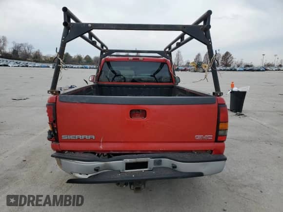 2005 GMC Sierra 1500 Work Truck with VIN 1GTEC14V75Z230033, listed as a Copart auction lot 84648764 with 193,799 mi miles and Salvage title. Bid and sale history available at DreamBid. Image 6.