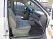 2008 Chevrolet Suburban 2LT z VIN 3GNFK16358G148557, wystawiony jako IAAI lot #41839533 z przebiegiem 231 962 mil mil oraz . Historia ofert i sprzedaży dostępna na DreamBid. Obrazek 5.