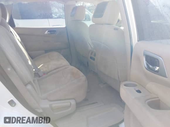 2015 Nissan Pathfinder Platinum with VIN 5N1AR2MM1FC636352, listed as a IAAI auction lot 38486561 with 105,934 mi miles and . Bid and sale history available at DreamBid. Image 8.