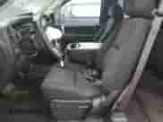 2013 Chevrolet Silverado 3500HD LTZ с VIN 1GC5K0C85DZ323012, выставлен на аукционе Copart как лот 57139605 с пробегом 187 362 миль миль и На запчасти • Non repairable. История ставок и продаж доступна на DreamBid. Изображение 7.