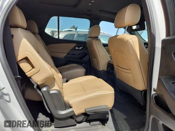 2023 Chevrolet Traverse Premier z VIN 1GNEVKKW2PJ116266, wystawiony jako Copart lot #70329845 z przebiegiem Nie podano mil oraz Szkoda całkowita • Salvage title. Historia ofert i sprzedaży dostępna na DreamBid. Obrazek 10.