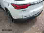 2023 Chevrolet Traverse RS с VIN 1GNEVJKWXPJ183143, выставлен на аукционе IAAI как лот 43067187 с пробегом 62 619 миль миль и . История ставок и продаж доступна на DreamBid. Изображение 6.