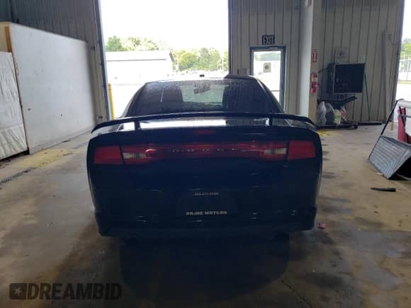 2013 Dodge Charger SRT-8 z VIN 2C3CDXEJ2DH512554, wystawiony jako Copart lot #68213265 z przebiegiem 177 787 mil mil oraz Szkoda całkowita • Salvage title. Historia ofert i sprzedaży dostępna na DreamBid. Obrazek 6.