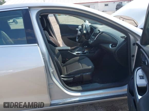 2020 Chevrolet Malibu LT with VIN 1G1ZD5ST7LF073859, listed as a IAAI auction lot 42901496 with 97,779 mi miles and . Bid and sale history available at DreamBid. Image 5.