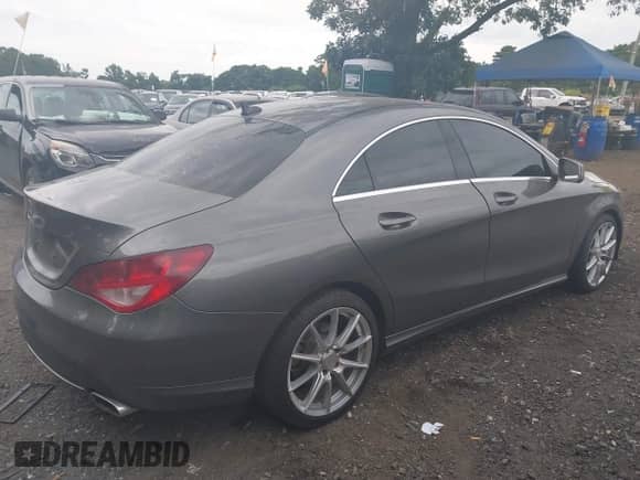 2016 Mercedes-Benz CLA 250 с VIN WDDSJ4EB5GN380673, выставлен на аукционе IAAI как лот 42722178 с пробегом 95 975 миль миль и . История ставок и продаж доступна на DreamBid. Изображение 4.