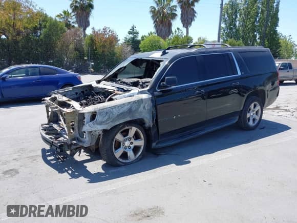 2016 Chevrolet Suburban LT с VIN 1GNSCHKC6GR417660, выставлен на аукционе IAAI как лот 42565245 с пробегом Не указан миль и . История ставок и продаж доступна на DreamBid. Изображение 2.