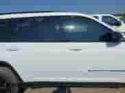 2024 Jeep Grand Cherokee Laredo с VIN 1C4RJJAG5R8504757, выставлен на аукционе IAAI как лот 42397110 с пробегом 13 941 миль миль и . История ставок и продаж доступна на DreamBid. Изображение 13.