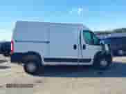 2020 Ram ProMaster Cargo z VIN 3C6TRVBG8LE127219, wystawiony jako IAAI lot #41229938 z przebiegiem Nie podano mil oraz . Historia ofert i sprzedaży dostępna na DreamBid. Obrazek 13.