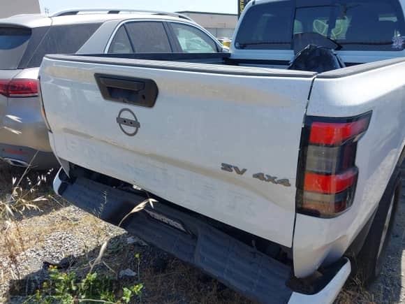2023 Nissan Frontier SV with VIN 1N6ED1FKXPN650697, listed as a IAAI auction lot 42289020 with 19,715 mi miles and . Bid and sale history available at DreamBid. Image 17.