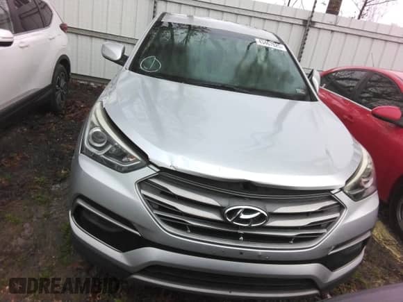 2017 Hyundai Santa Fe 2.4L with VIN 5XYZT3LB7HG386984, listed as a Copart auction lot 43467625 with Not provided miles and Salvage title. Bid and sale history available at DreamBid. Image 5.