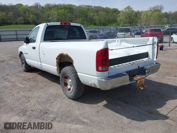 2002 Dodge 1500 z VIN 1D7HA16N52J230340, wystawiony jako IAAI lot #42134486 z przebiegiem 203 478 mil mil oraz . Historia ofert i sprzedaży dostępna na DreamBid. Obrazek 3.