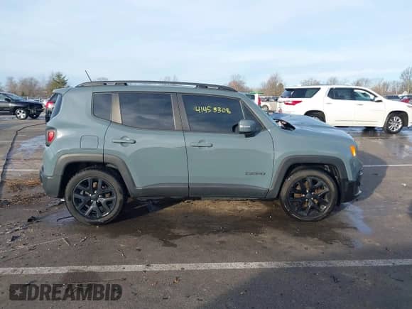 2017 Jeep Renegade Latitude z VIN ZACCJABB3HPF71731, wystawiony jako IAAI lot #41458308 z przebiegiem 110 186 mil mil oraz . Historia ofert i sprzedaży dostępna na DreamBid. Obrazek 13.