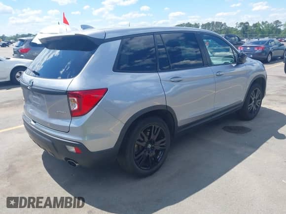 2021 Honda Passport Sport z VIN 5FNYF7H27MB003467, wystawiony jako IAAI lot #42183219 z przebiegiem 52 156 mil mil oraz . Historia ofert i sprzedaży dostępna na DreamBid. Obrazek 4.
