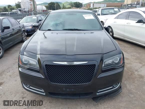 2013 Chrysler 300 S z VIN 2C3CCABG9DH551117, wystawiony jako IAAI lot #41976425 z przebiegiem 183 267 mil mil oraz . Historia ofert i sprzedaży dostępna na DreamBid. Obrazek 12.