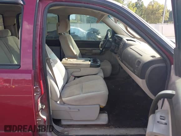 2007 Chevrolet Silverado 1500 1LT с VIN 2GCEC13C171621786, выставлен на аукционе IAAI как лот 43334009 с пробегом 266 050 миль миль и . История ставок и продаж доступна на DreamBid. Изображение 5.