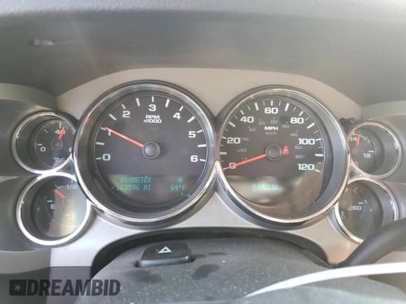 2013 Chevrolet Silverado 1500 LT z VIN 1GCRKSE79DZ215929, wystawiony jako Copart lot #83750135 z przebiegiem 163 596 mil mil oraz Szkoda całkowita • Salvage title. Historia ofert i sprzedaży dostępna na DreamBid. Obrazek 9.