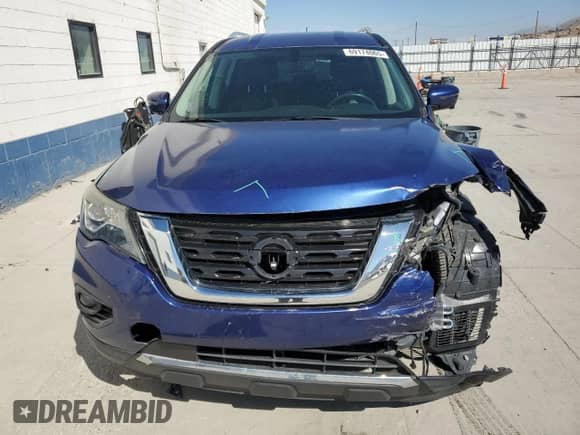 2017 Nissan Pathfinder Platinum with VIN 5N1DR2MN8HC616303, listed as a Copart auction lot 69174065 with 48,482 mi miles and Salvage title. Bid and sale history available at DreamBid. Image 5.