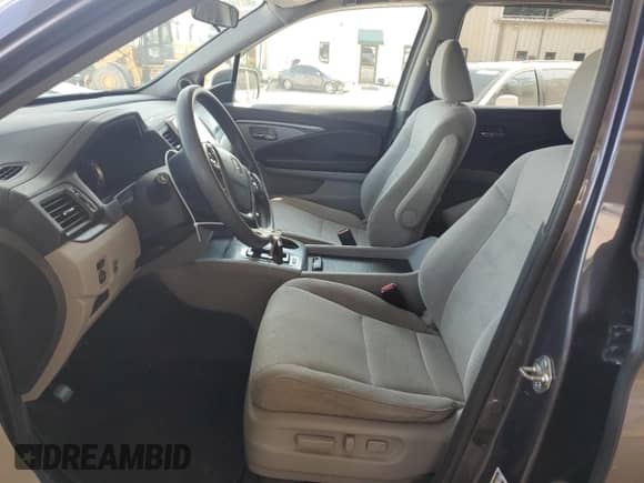 2017 Honda Pilot EX с VIN 5FNYF6H36HB081599, выставлен на аукционе Copart как лот 80561915 с пробегом 105 766 миль миль и Чистый • Clean title. История ставок и продаж доступна на DreamBid. Изображение 7.