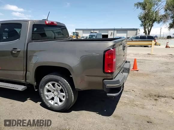 2015 Chevrolet Colorado 2WD LT z VIN 1GCGSBEA2F1216280, wystawiony jako Copart lot #67783485 z przebiegiem 186 663 mil mil oraz Szkoda całkowita • Salvage title. Historia ofert i sprzedaży dostępna na DreamBid. Obrazek 13.