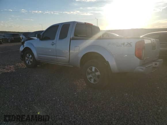 2012 Nissan Frontier SV z VIN 1N6AD0CW4CC446919, wystawiony jako Copart lot #82658195 z przebiegiem 148 977 mil mil oraz Szkoda całkowita • Salvage title. Historia ofert i sprzedaży dostępna na DreamBid. Obrazek 2.