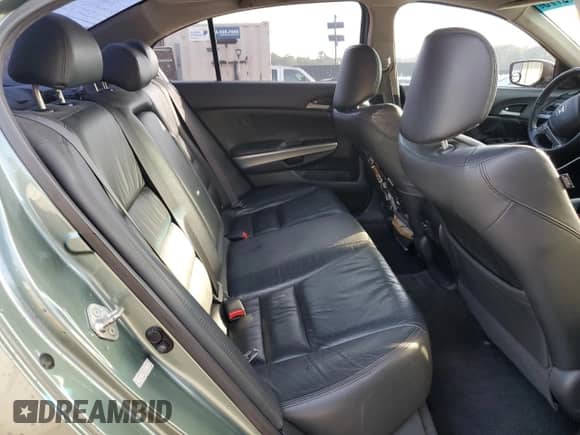 2010 Honda Accord EX-L z VIN 1HGCP2F82AA004212, wystawiony jako Copart lot #81579775 z przebiegiem 175 695 mil mil oraz Szkoda całkowita • Salvage title. Historia ofert i sprzedaży dostępna na DreamBid. Obrazek 10.