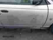 1998 Saturn SL z VIN 1G8ZH5289WZ313076, wystawiony jako IAAI lot #43542802 z przebiegiem 196 837 mil mil oraz . Historia ofert i sprzedaży dostępna na DreamBid. Obrazek 6.