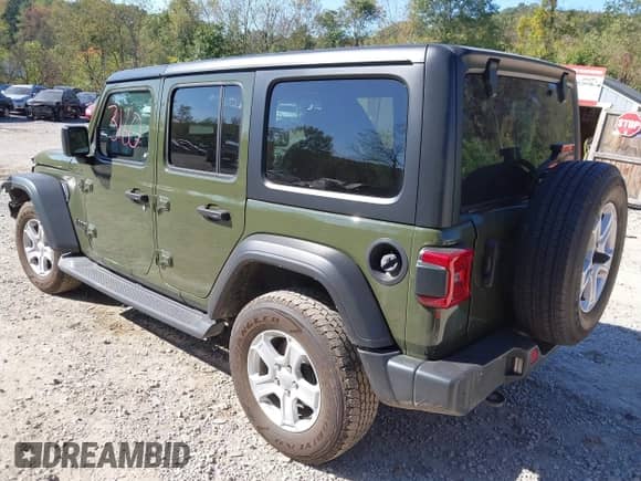 2022 Jeep Wrangler Unlimited Sport S with VIN 1C4HJXDG4NW249924, listed as a IAAI auction lot 43383160 with 43,361 mi miles and . Bid and sale history available at DreamBid. Image 3.