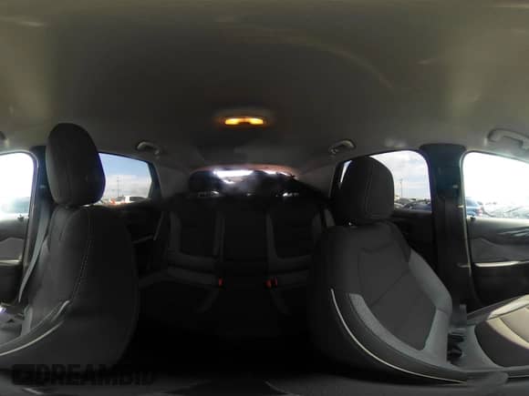 2025 Chevrolet TrailBlazer LT z VIN KL79MPSL4SB108637, wystawiony jako IAAI lot #43175011 z przebiegiem 1 190 mil mil oraz . Historia ofert i sprzedaży dostępna na DreamBid. Obrazek 18.