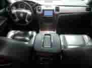 2014 Cadillac Escalade ESV Luxury с VIN 1GYS4HEF8ER211646, выставлен на аукционе Copart как лот 61066035 с пробегом 218 137 миль миль и Чистый • Clean title. История ставок и продаж доступна на DreamBid. Изображение 8.